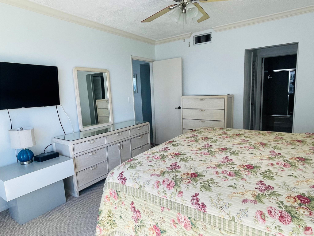 3800 N Galt Ocean Drive - Photo 13
