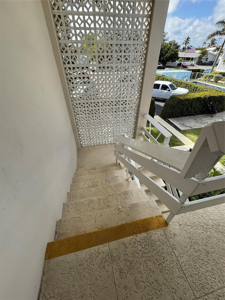 3205 Se 7th Street - Photo 14
