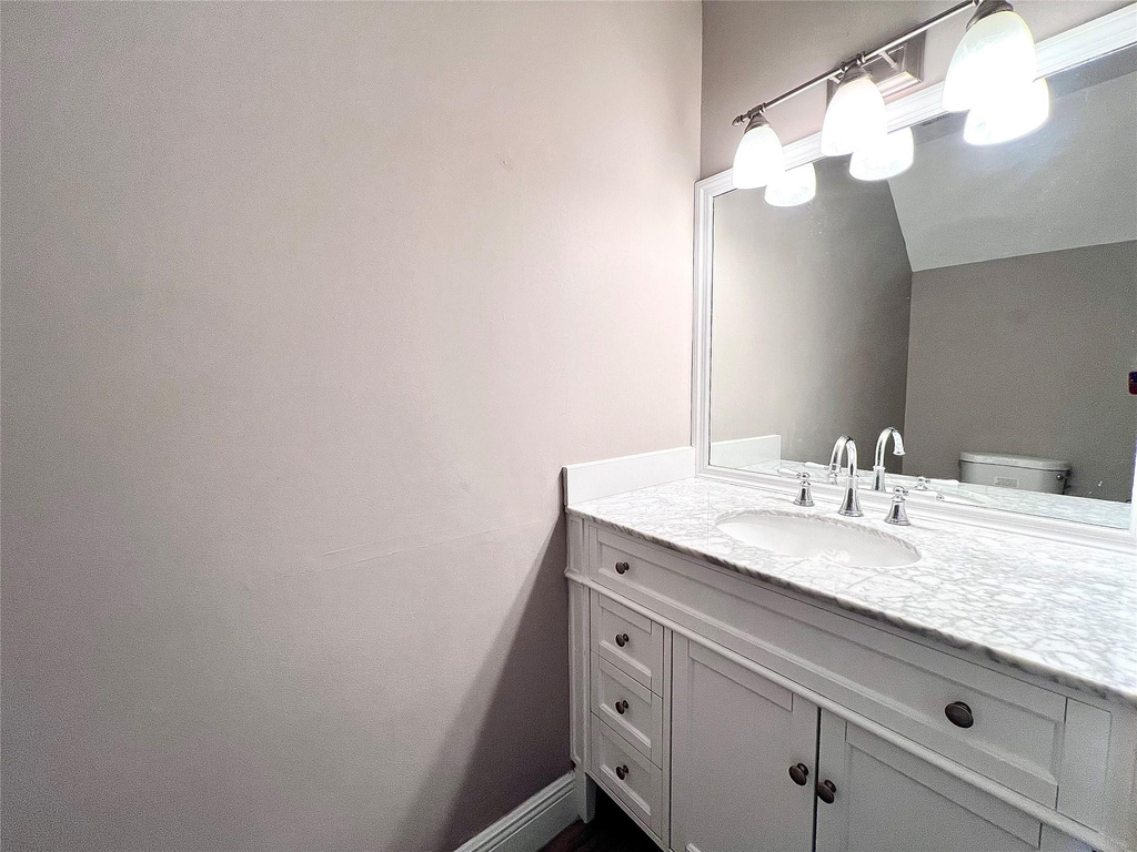 2246 Discovery Circle - Photo 13