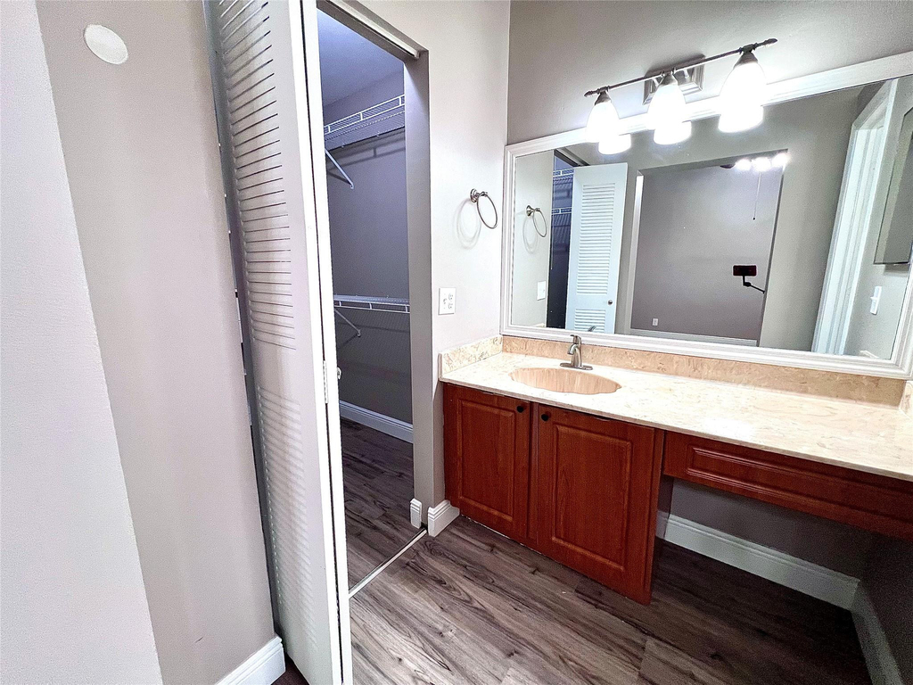 2246 Discovery Circle - Photo 25