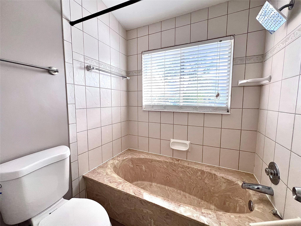 2246 Discovery Circle - Photo 24