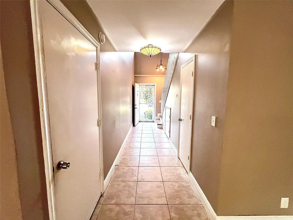 2246 Discovery Circle - Photo 12