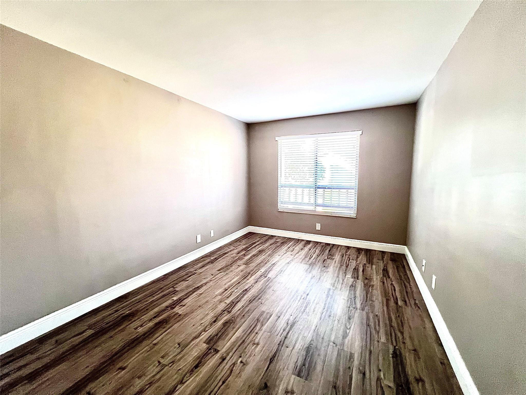 2246 Discovery Circle - Photo 27