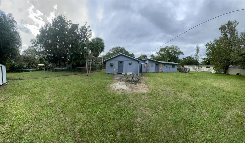 2318 Sw 17th Avenue - Photo 3