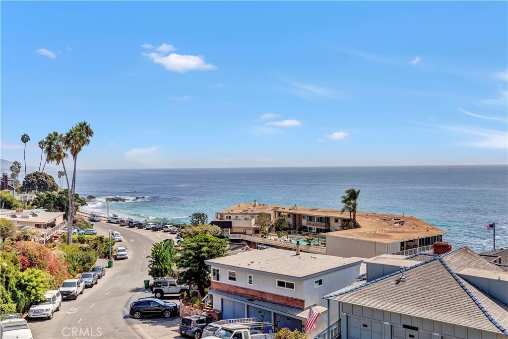 714 Cliff Drive - Photo 2
