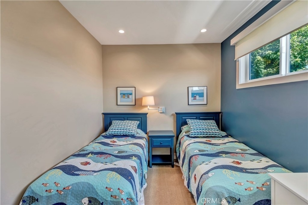 714 Cliff Drive - Photo 22