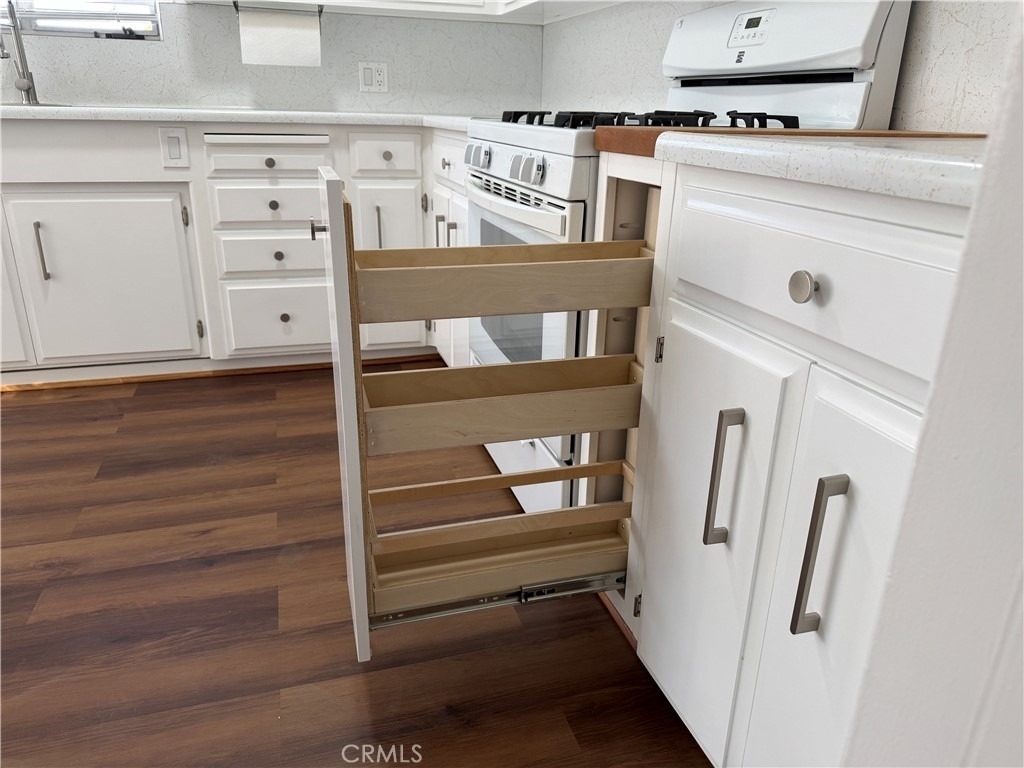 3590 Buchanan Street - Photo 22