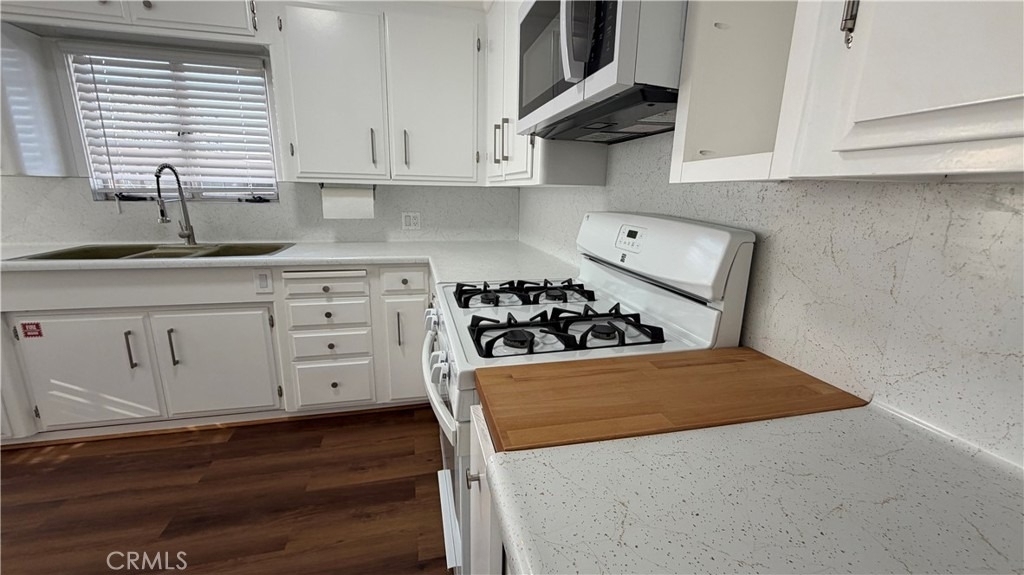 3590 Buchanan Street - Photo 18