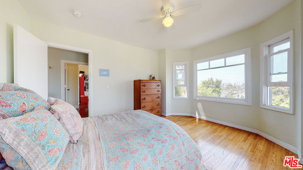 3627 Crestmont Avenue - Photo 20
