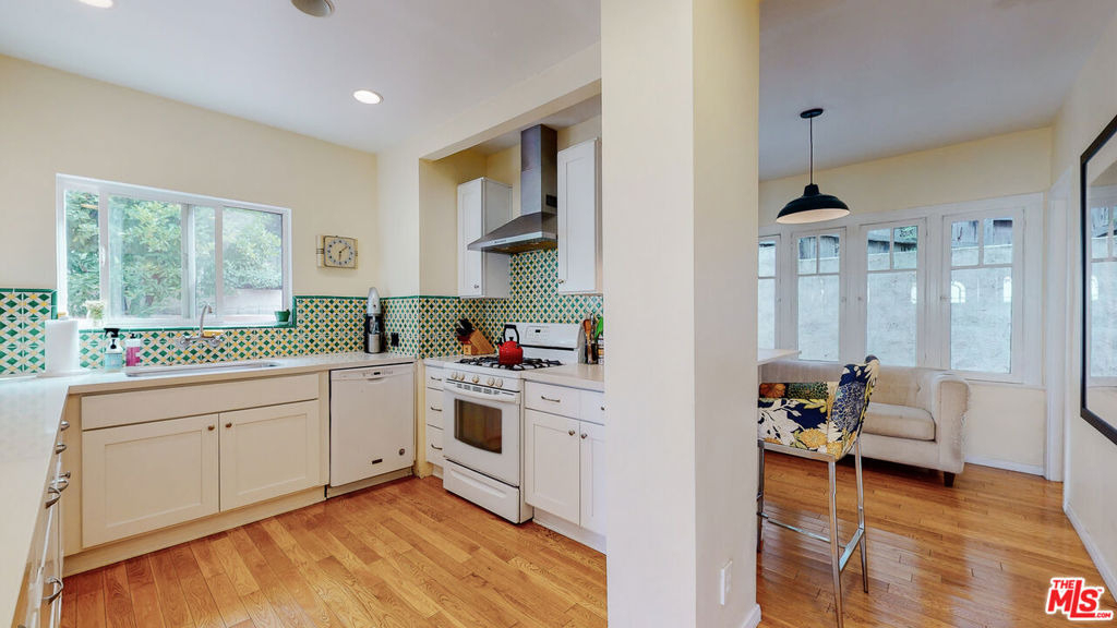 3627 Crestmont Avenue - Photo 13