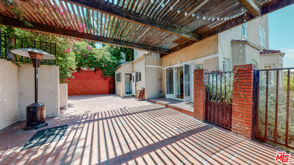 3627 Crestmont Avenue - Photo 37