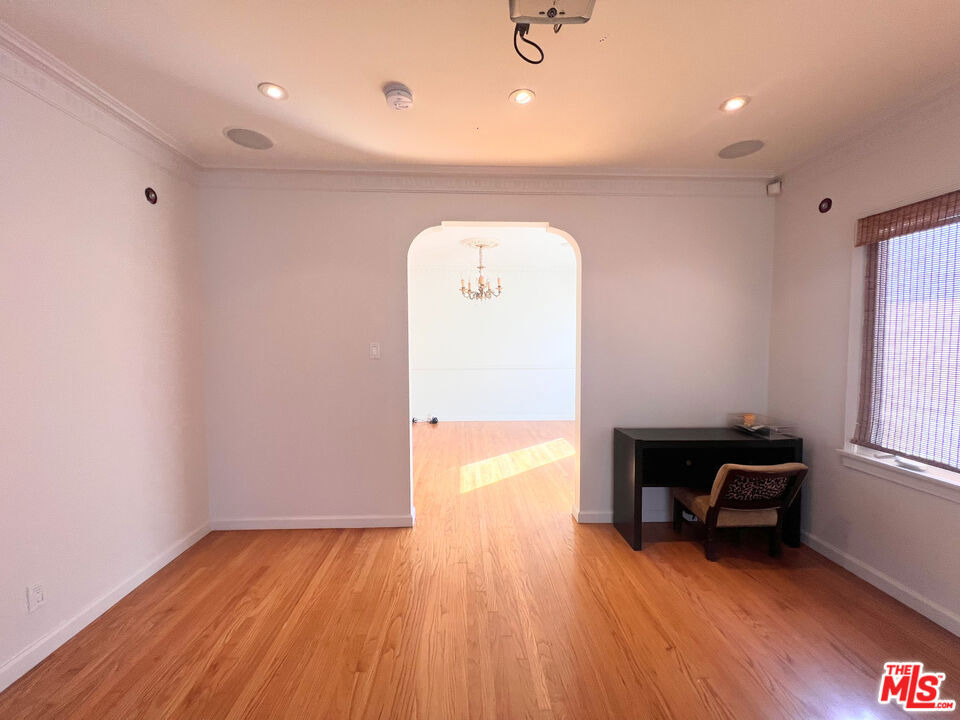 2652 S Bedford Street - Photo 4