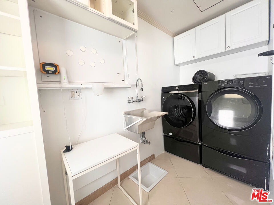 2652 S Bedford Street - Photo 9