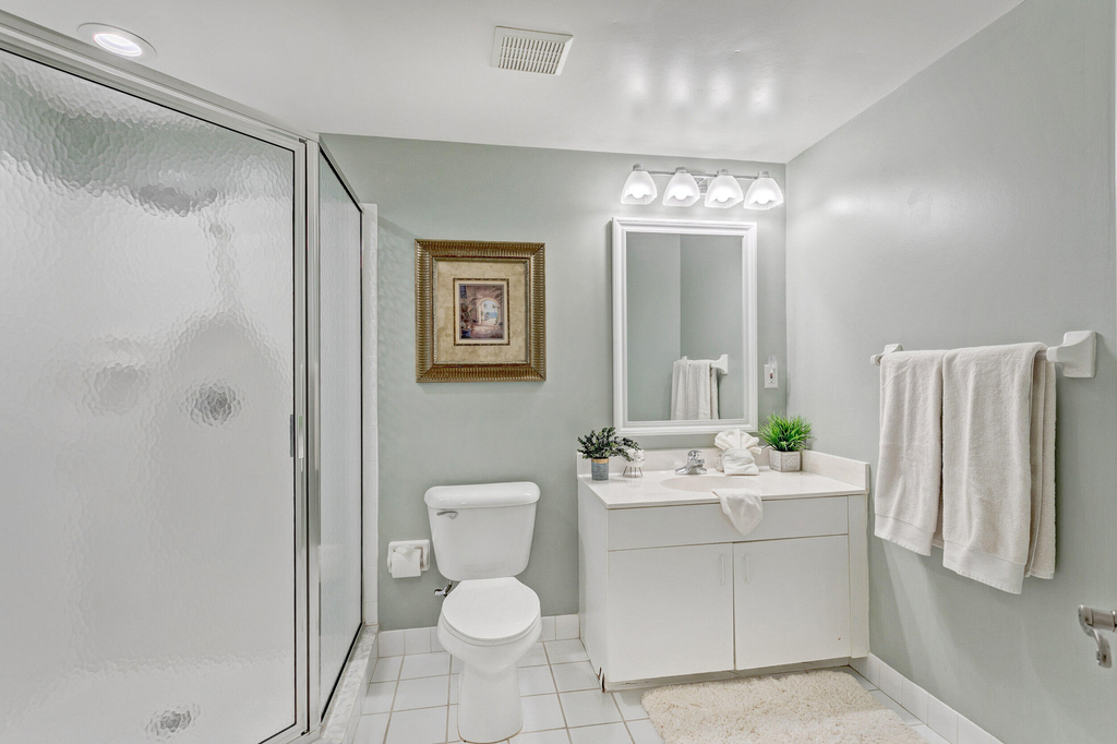 500 Uno Lago Drive - Photo 25
