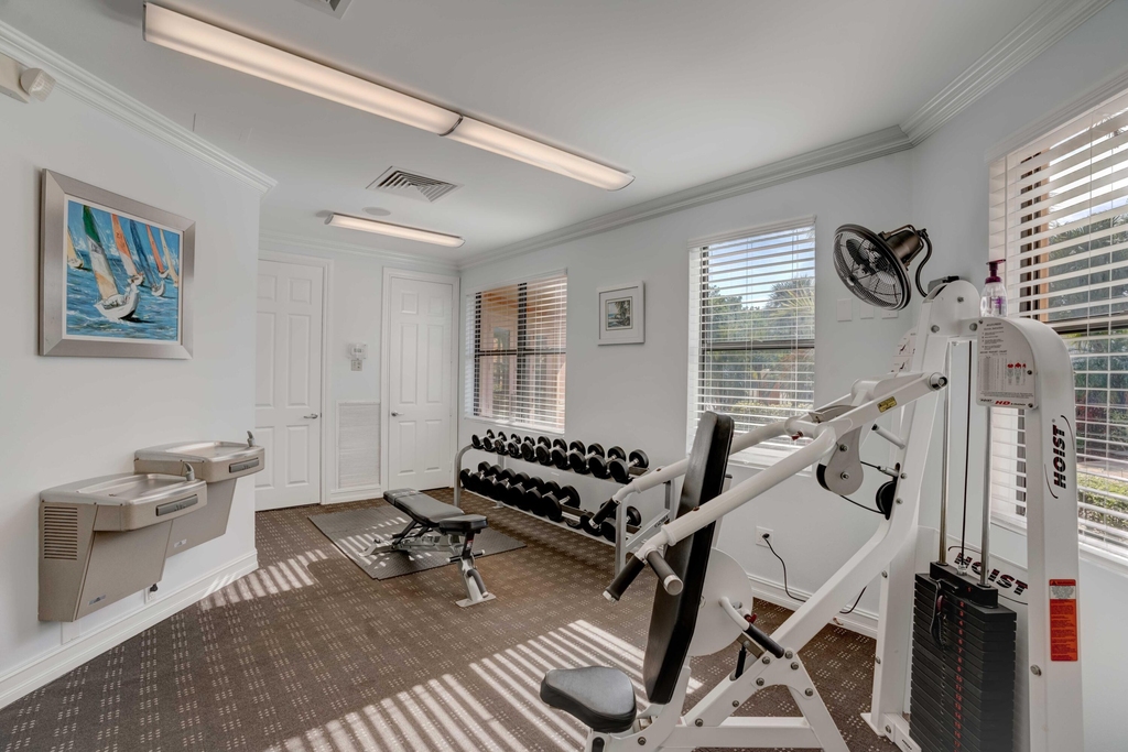500 Uno Lago Drive - Photo 34