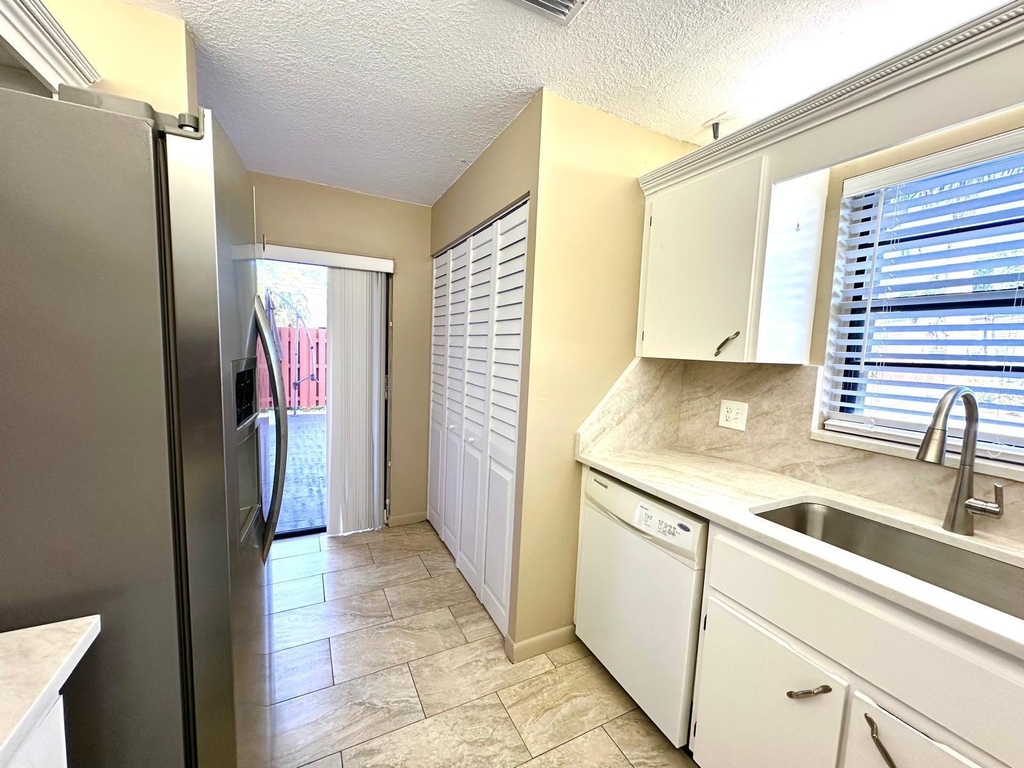326 Jupiter Lakes Boulevard - Photo 22