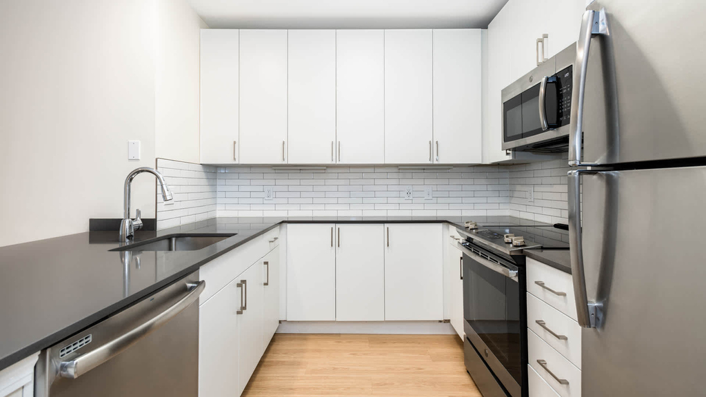70 Hope Ave - Photo 10