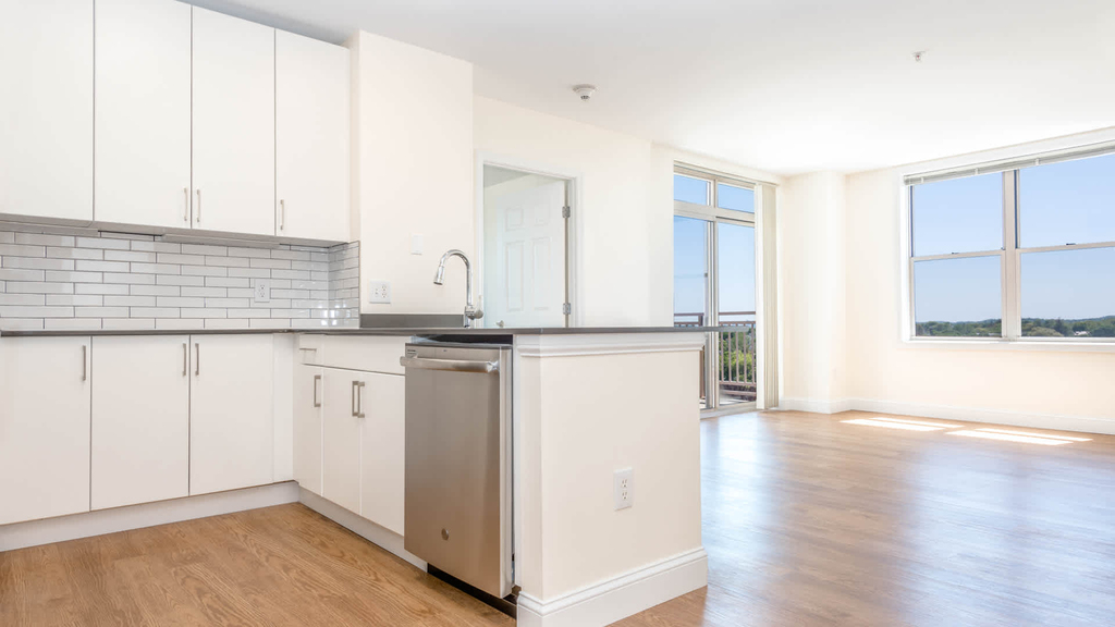 70 Hope Ave - Photo 39