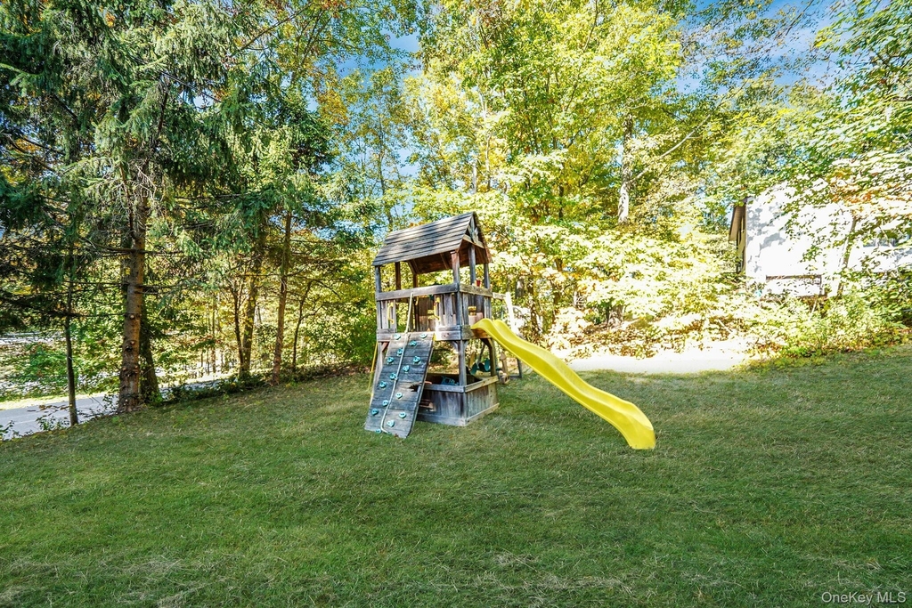 68 Old Sylvan Lake Road - Photo 0