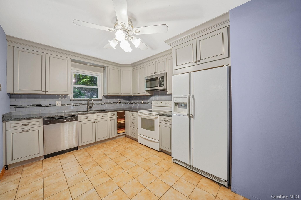 68 Old Sylvan Lake Road - Photo 12