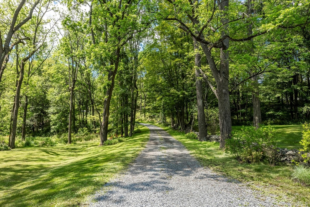 176 Schoolhouse Road - Photo 36