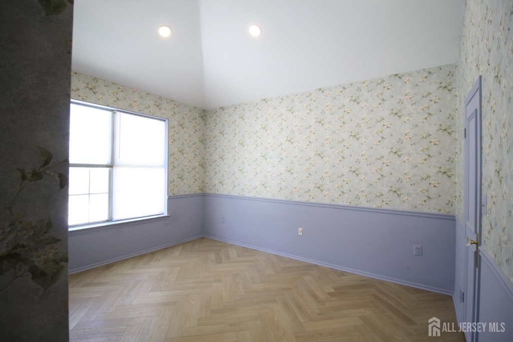 3011 Cypress Court - Photo 9