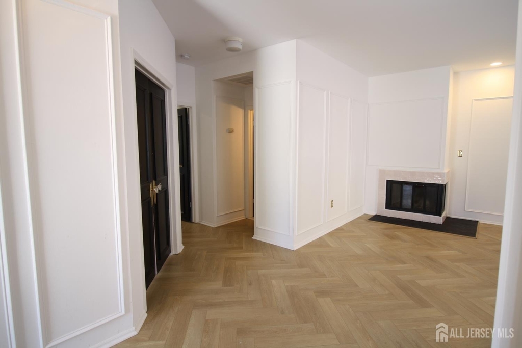 3011 Cypress Court - Photo 1