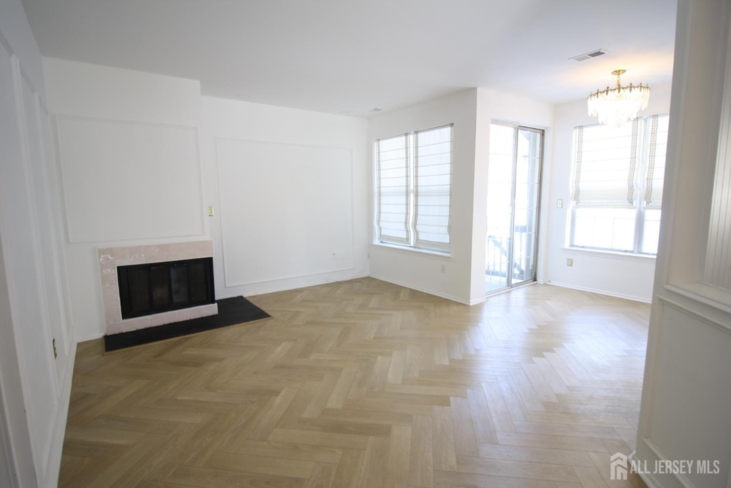 3011 Cypress Court - Photo 7