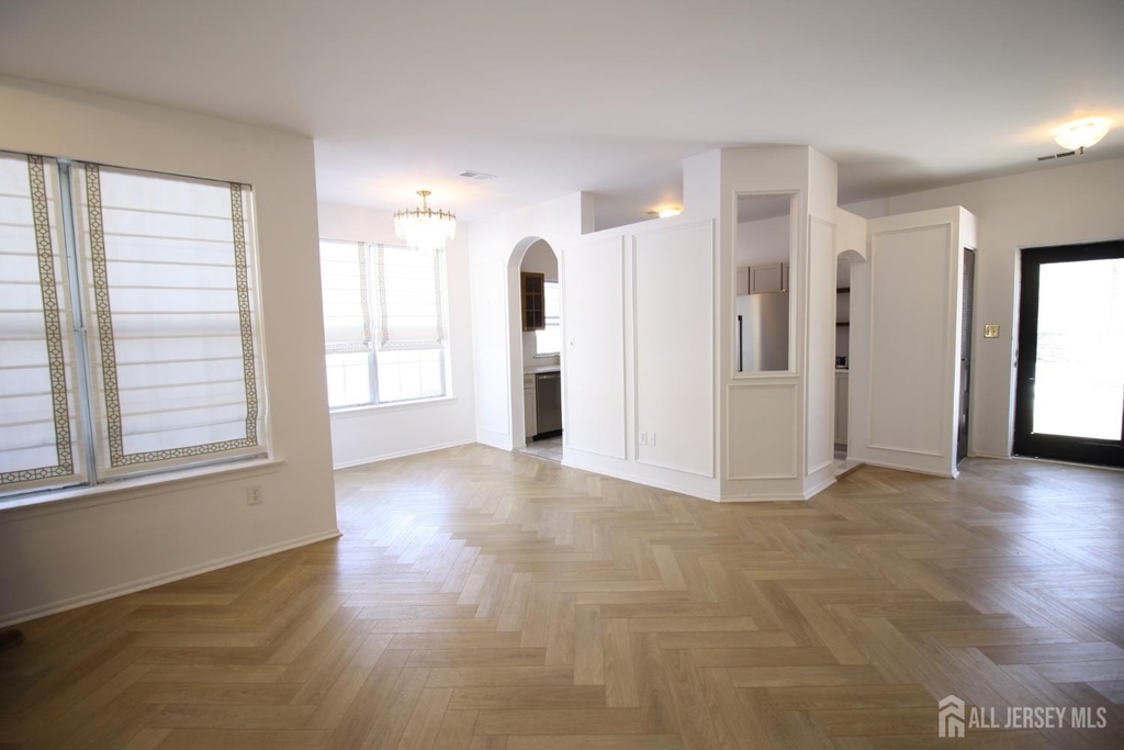 3011 Cypress Court - Photo 3