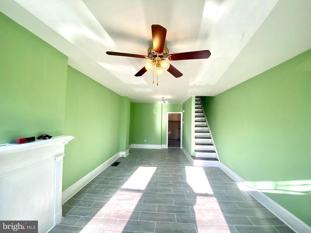 1107 W Colona Street - Photo 8