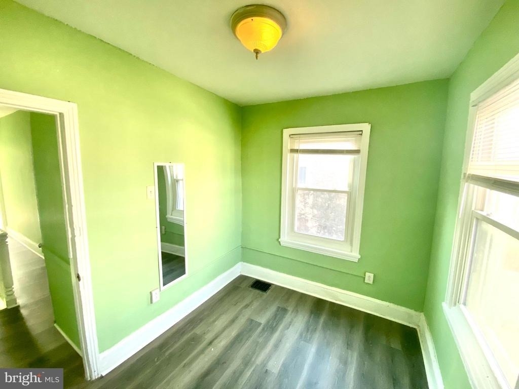 1107 W Colona Street - Photo 4