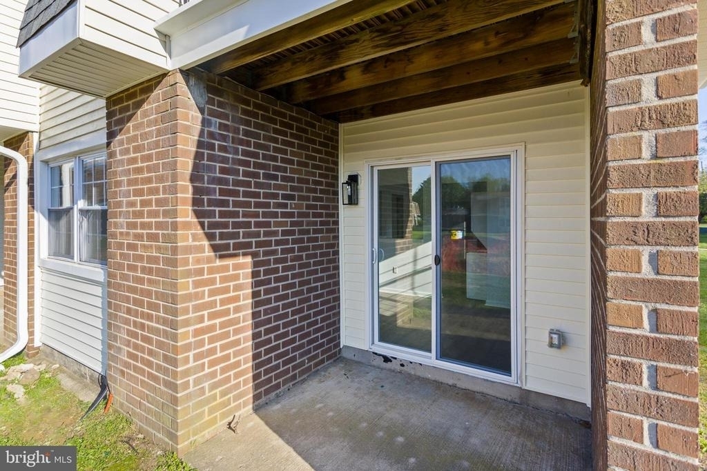 20-1 Florence Tollgate Place - Photo 17