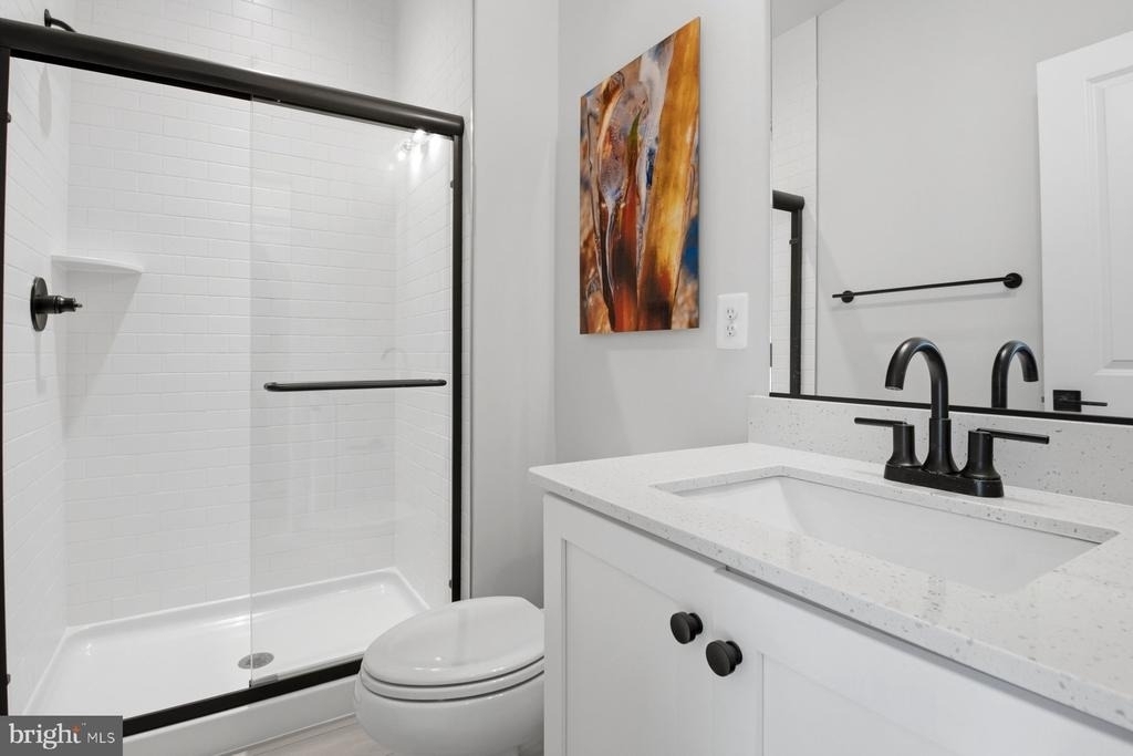 100 Glass Lane - Photo 4
