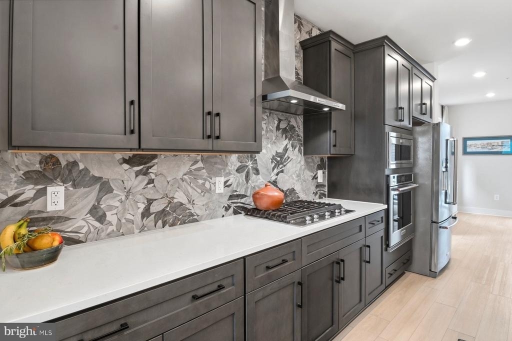 100 Glass Lane - Photo 13