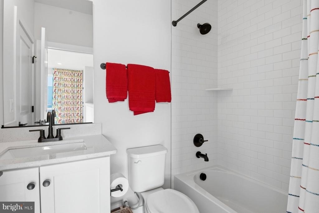 100 Glass Lane - Photo 27