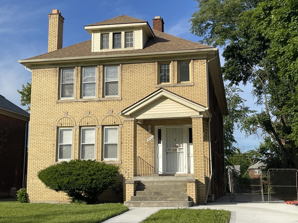 4708 Lakewood Street - Photo 0