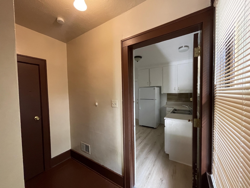 4708 Lakewood Street - Photo 14