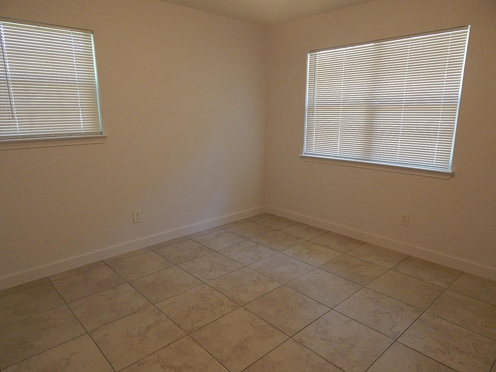 1510 Gordon St St - Photo 12