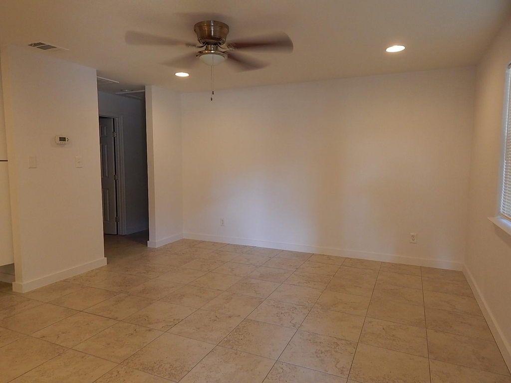 1510 Gordon St St - Photo 1