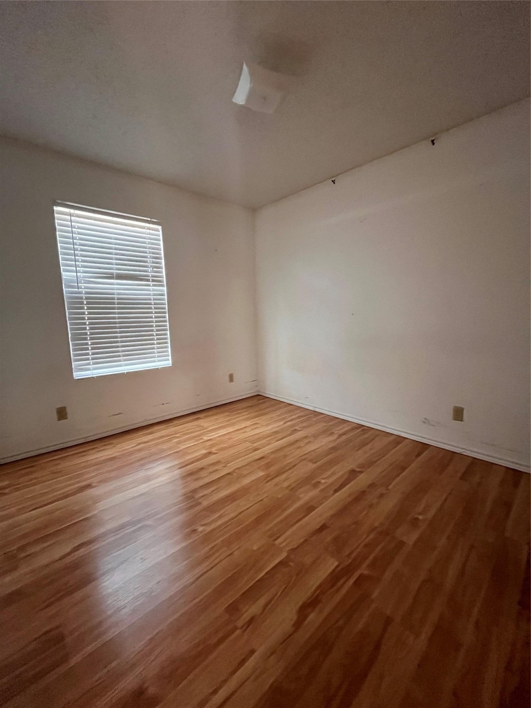 433 Sailmaster St - Photo 7