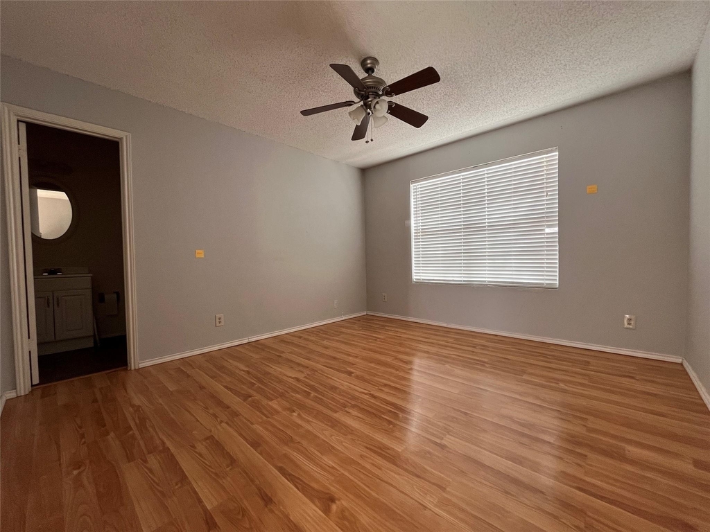 433 Sailmaster St - Photo 5