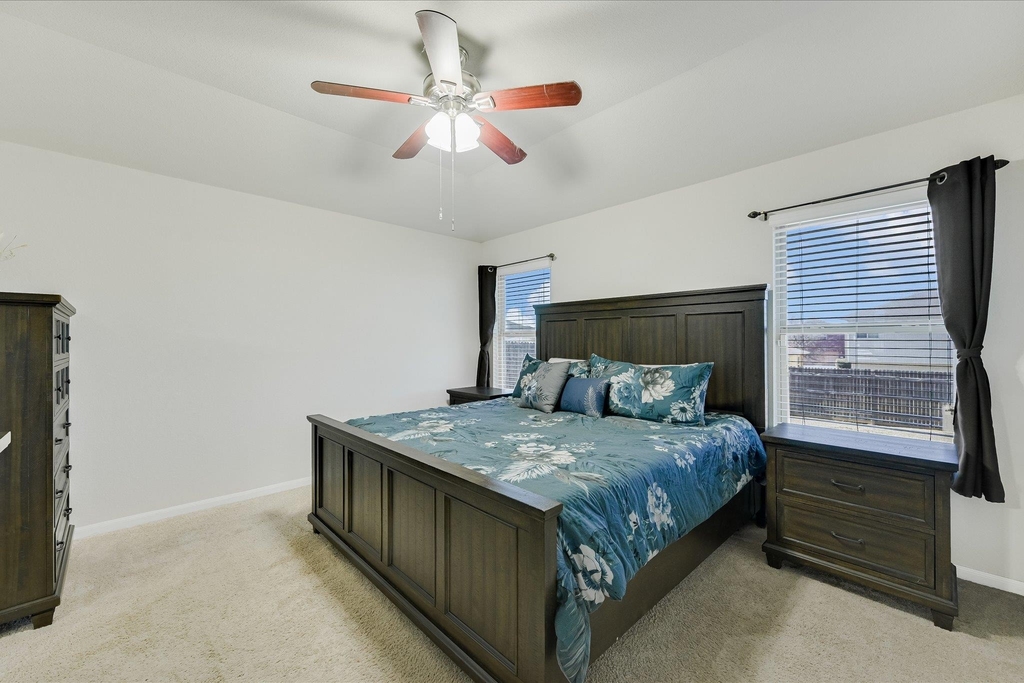 725 Pinnacle Dr - Photo 10
