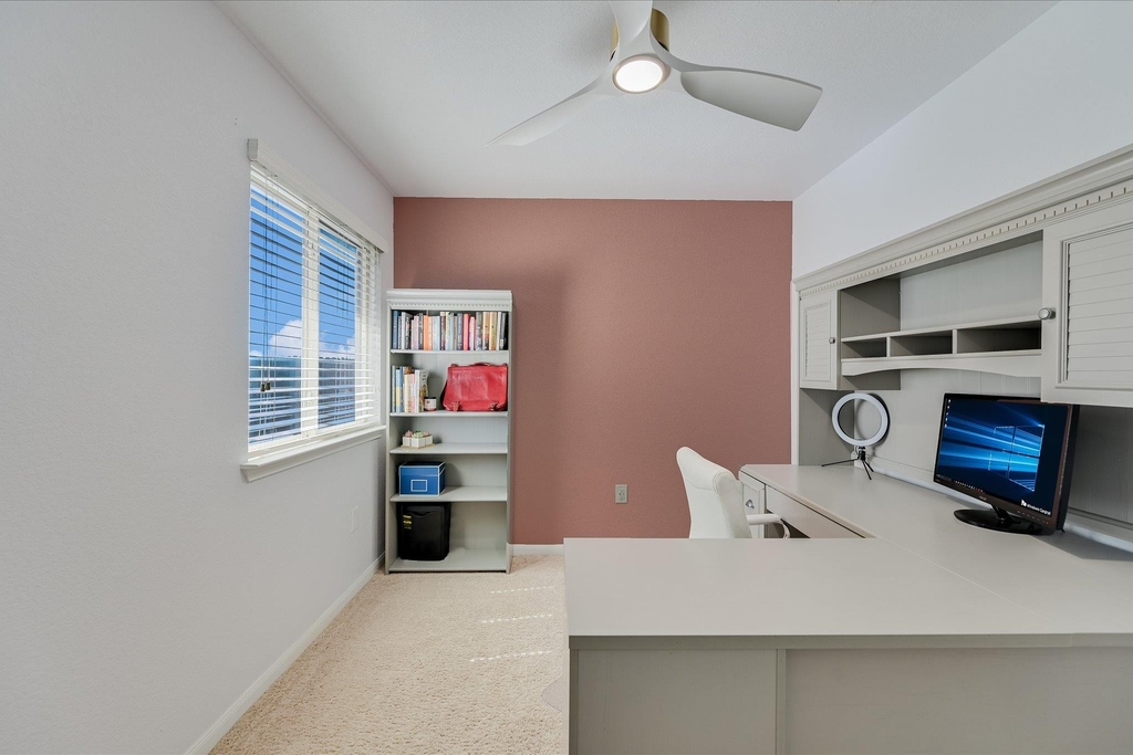 725 Pinnacle Dr - Photo 15
