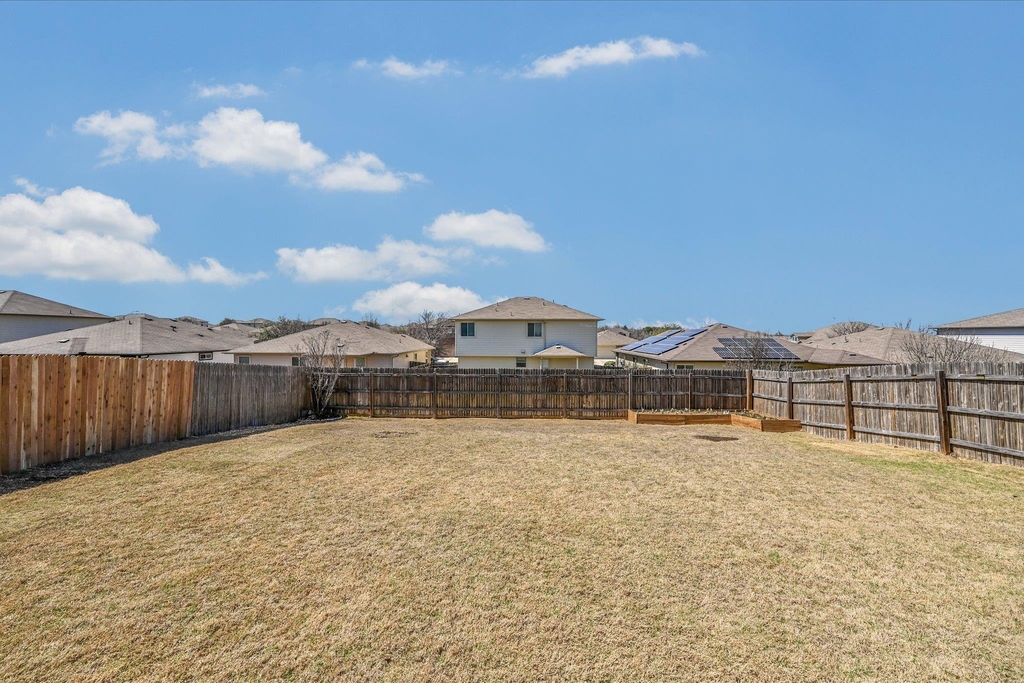 725 Pinnacle Dr - Photo 17