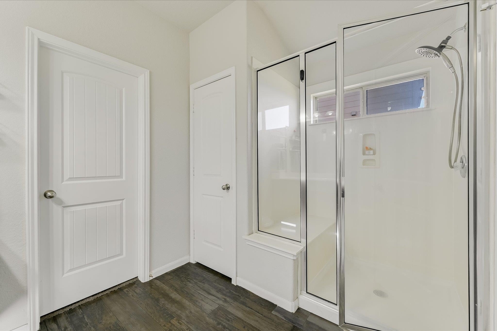 725 Pinnacle Dr - Photo 12