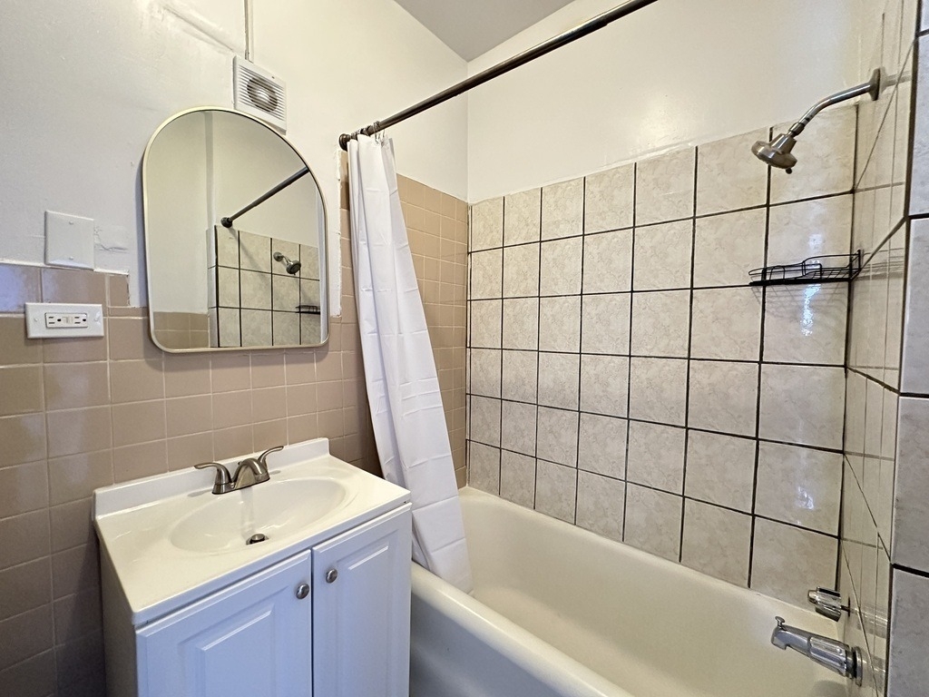 7147 S Constance Avenue - Photo 19