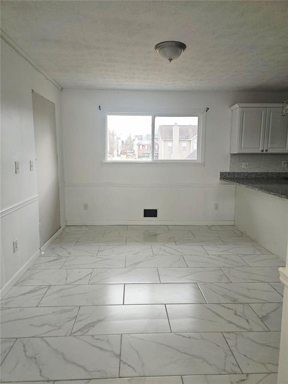 480 Paul Street - Photo 1