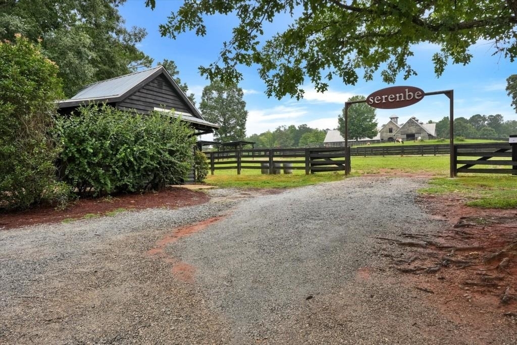 10671 Serenbe Lane - Photo 34