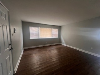2254 W Garfield Boulevard - Photo 2