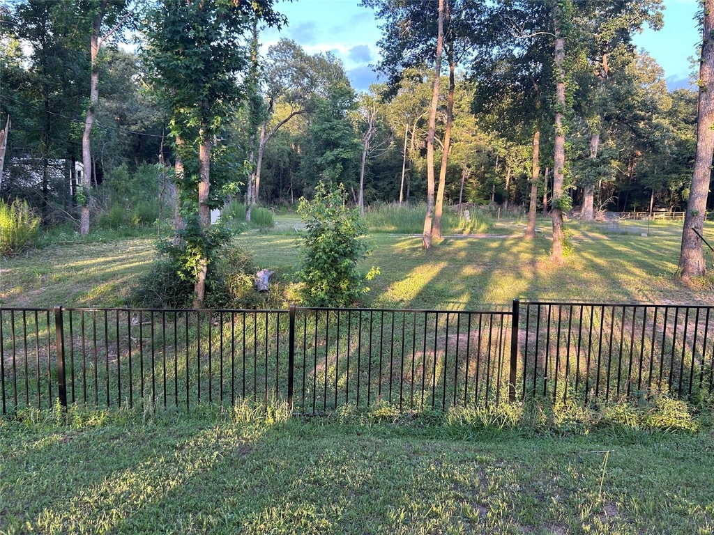 13881 Park Ave - Photo 1